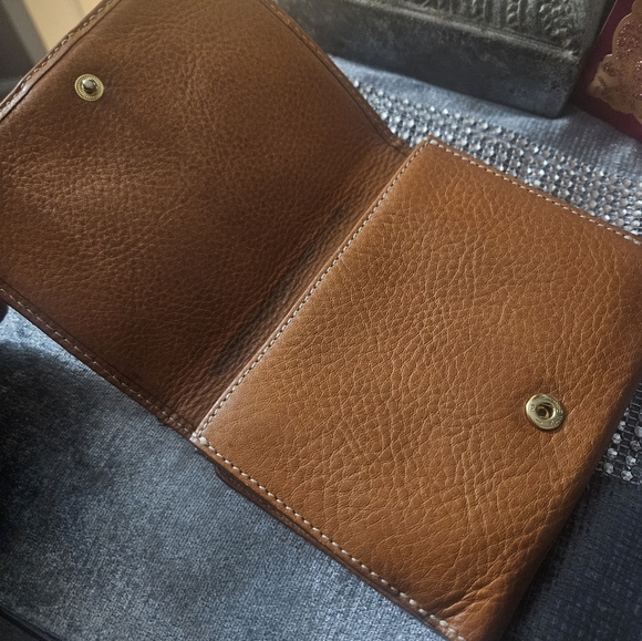 Kate Spade Wallet - Picture 2 of 5